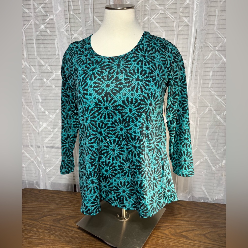 LuLaRoe “Lynne” Teal Floral Women's Top hi/low 28/30” 24” p2p NWT